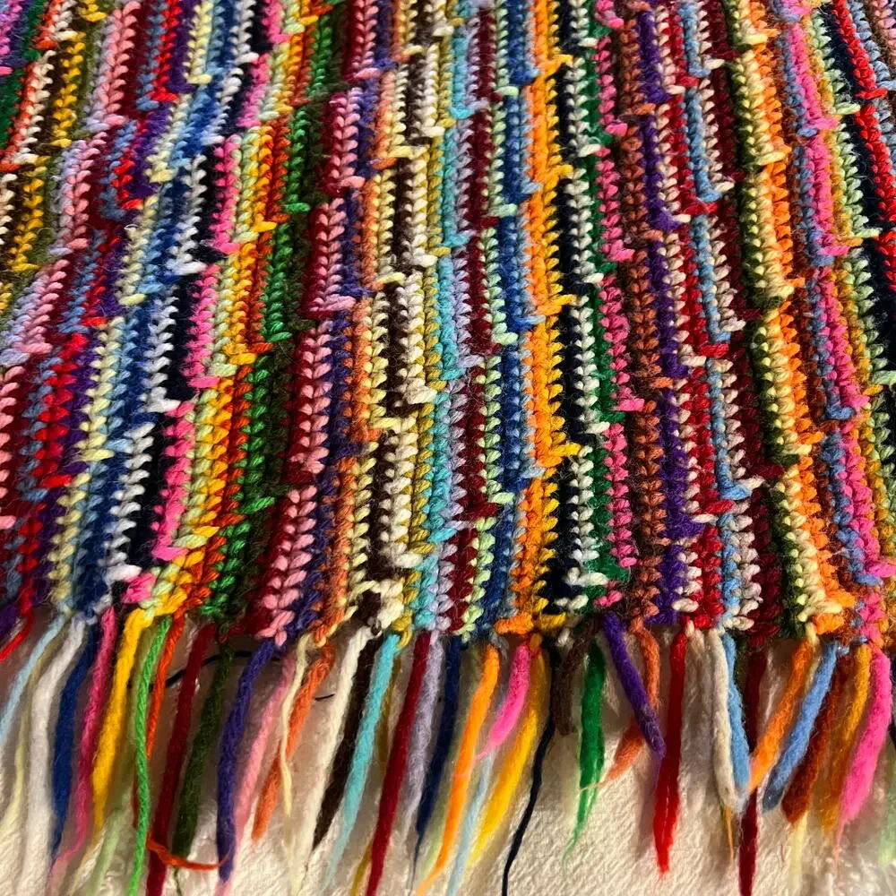 Vtg Beautiful Rainbow Weave Crochet Pattern‎ W Fringe Throw Blanket Afghan 90's